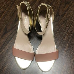 Charles by Charles David Sandals Size 9.5